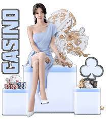 致敬传奇！特奥社媒晒身穿马尔蒂尼主题T恤照片